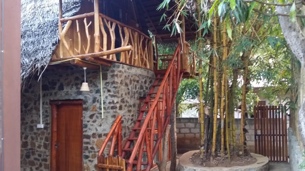 Lizard Safari Lodge Udawalawe Exterior photo